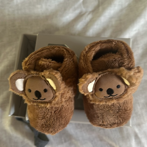 Infant Ugg Booties - Picture 6 of 7